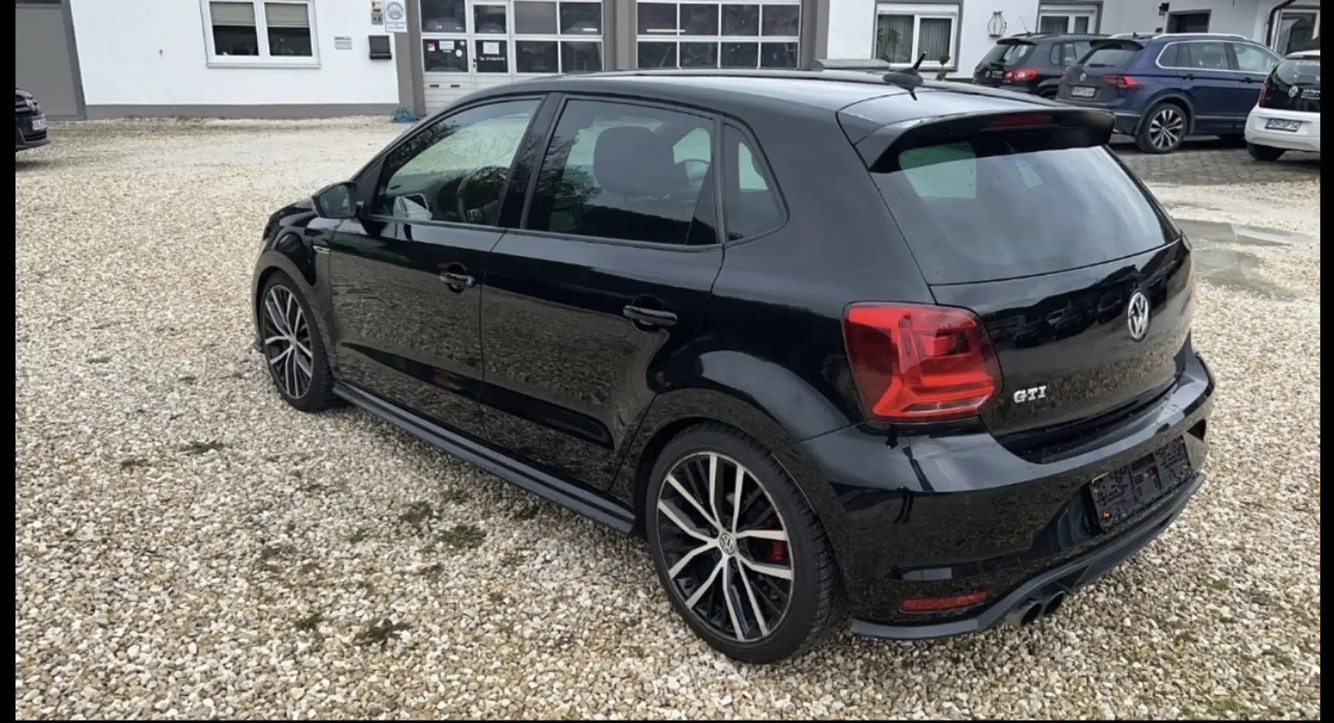 Volkswagen Polo GTI 1.8 TSI (Blue Motion Technology) - 2