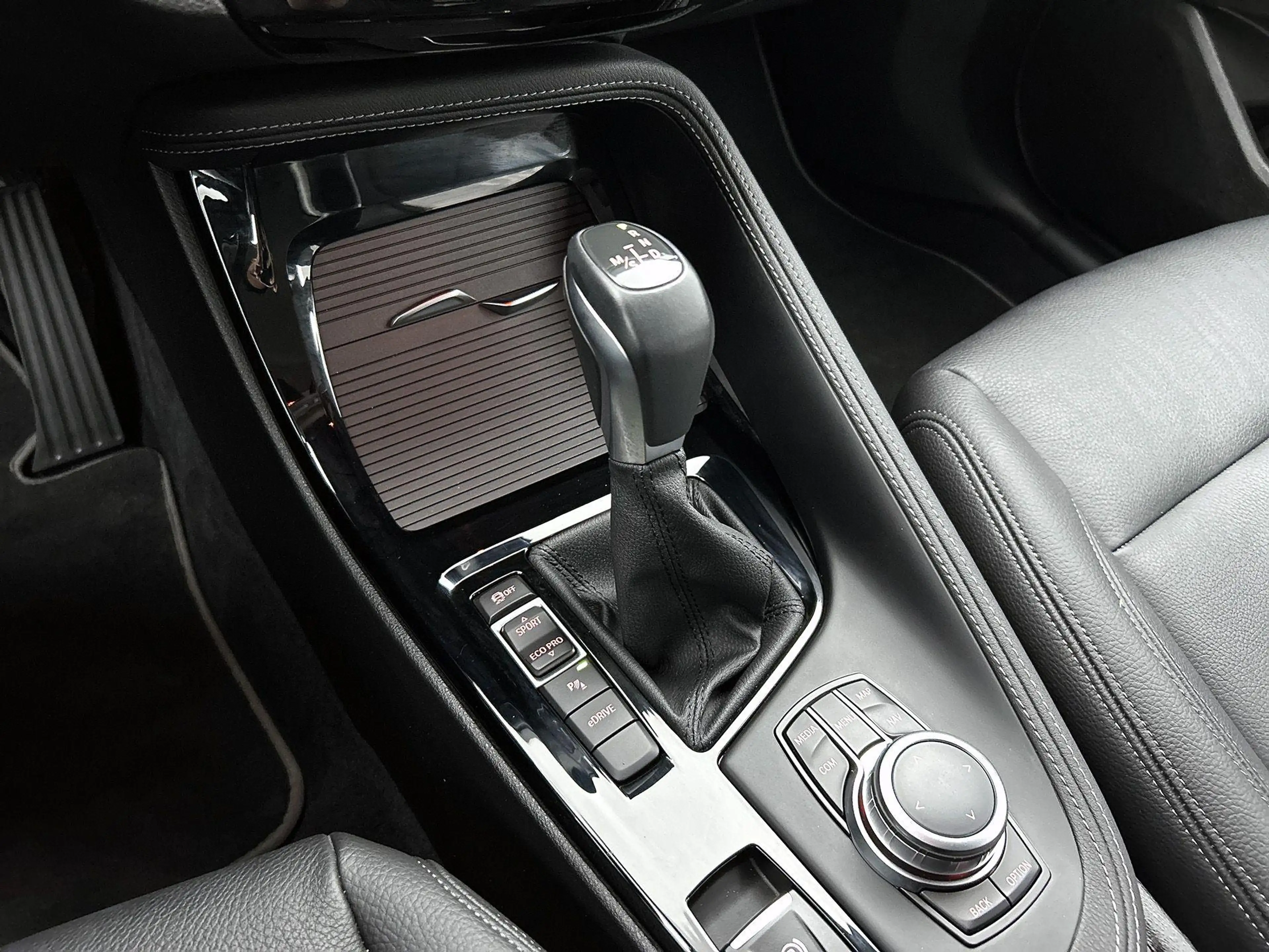 BMW X2 xDrive25e Business Edition Plus | Verwarmbare voor — photo 10