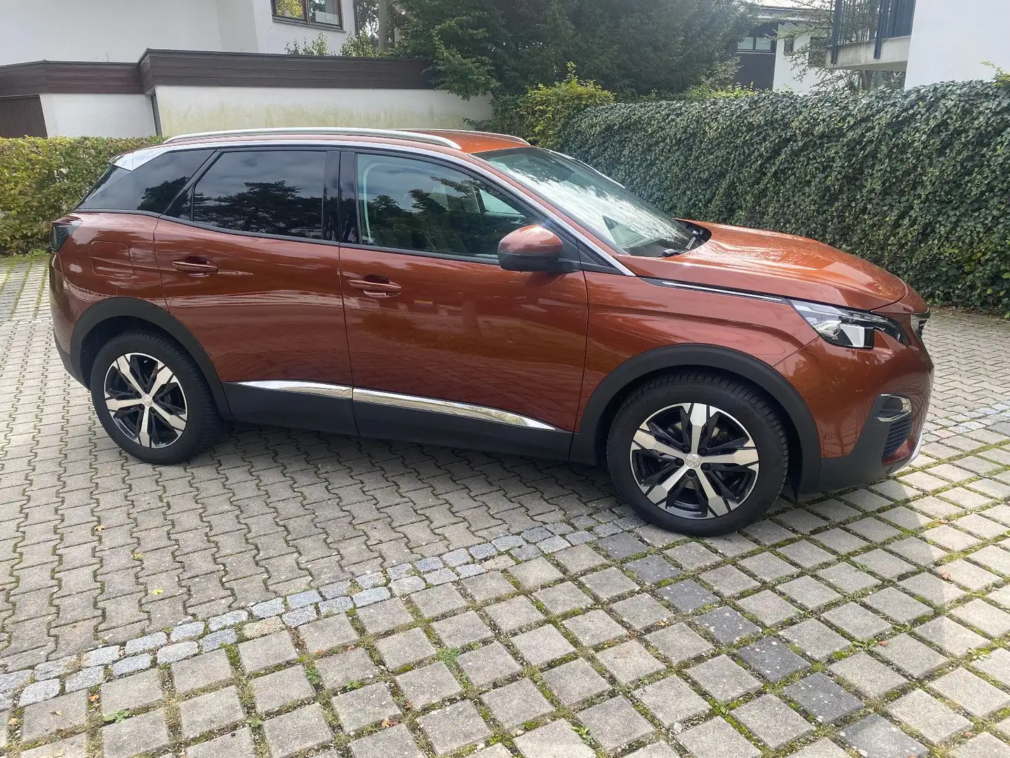 Peugeot 3008 Allure Automatik* Klimaaut.*LED*NAVI*Kamera Beige - 1