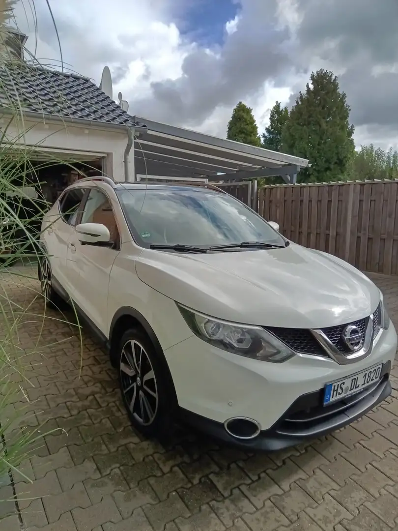 Nissan Qashqai 1.6 dCi Xtronic TEKNA - 2