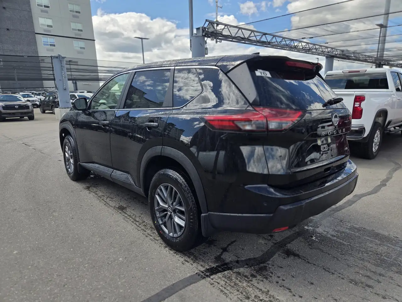 Nissan Rogue снимка Nissan Rogue