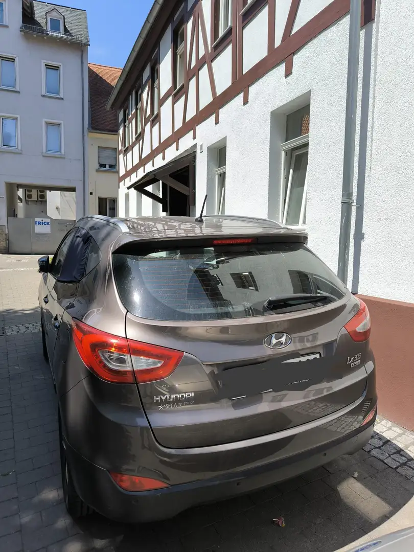 Hyundai iX35 FIFA World Cup Edition 2WD Braun - 2