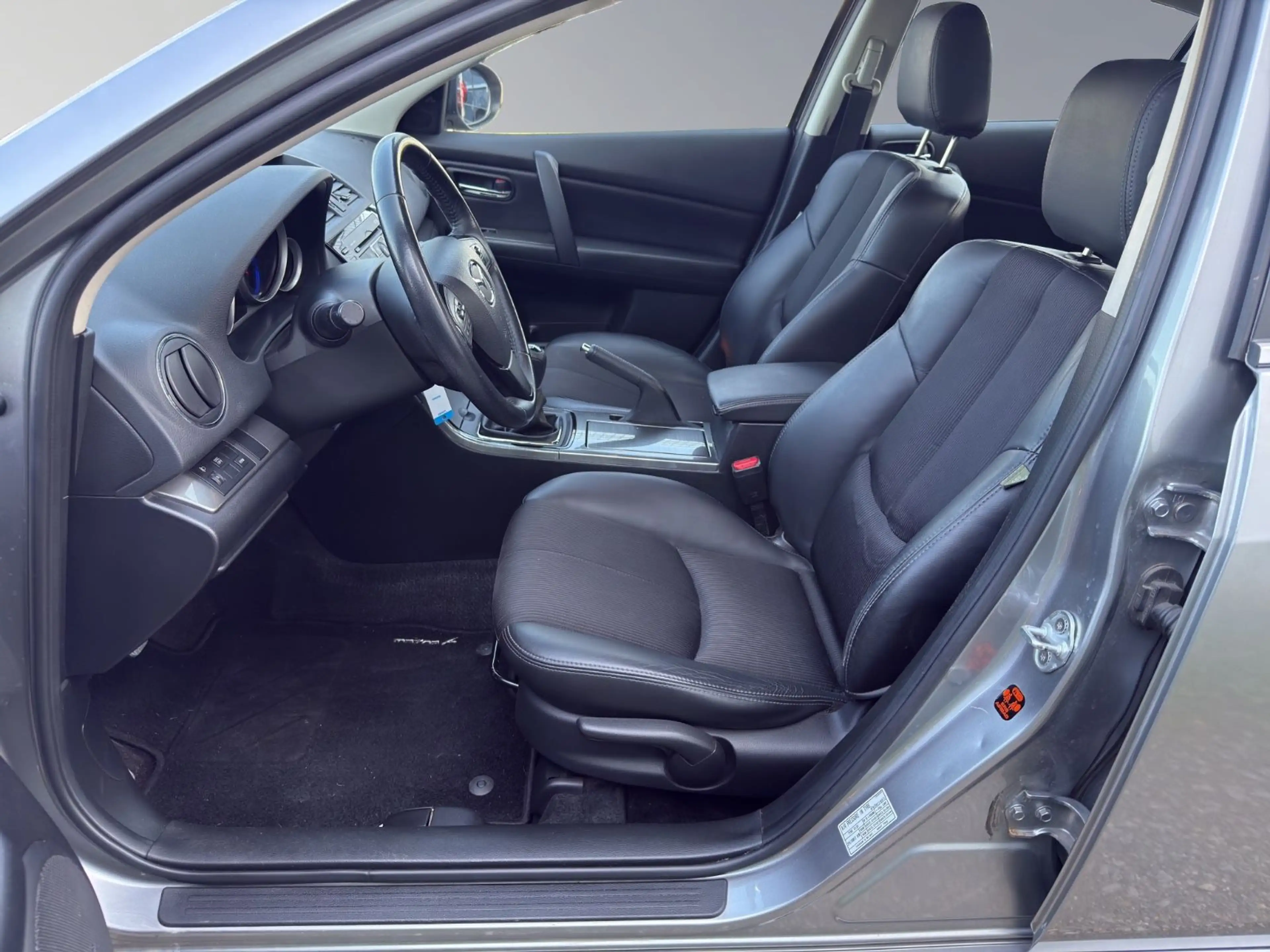 Mazda 6 Lim. 2.0 90th Anniversary BOSE LEDER TEMPO PDC — photo 10