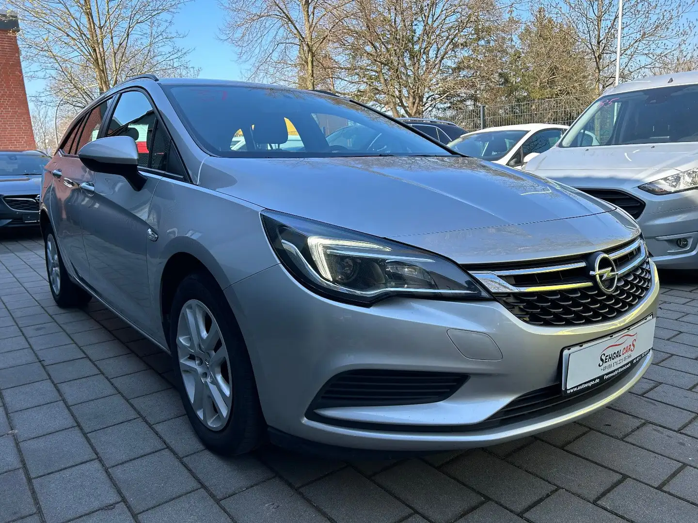 Opel Astra K Sports Tourer 1,6 CDTI Edition*Navi* Zilver - 1