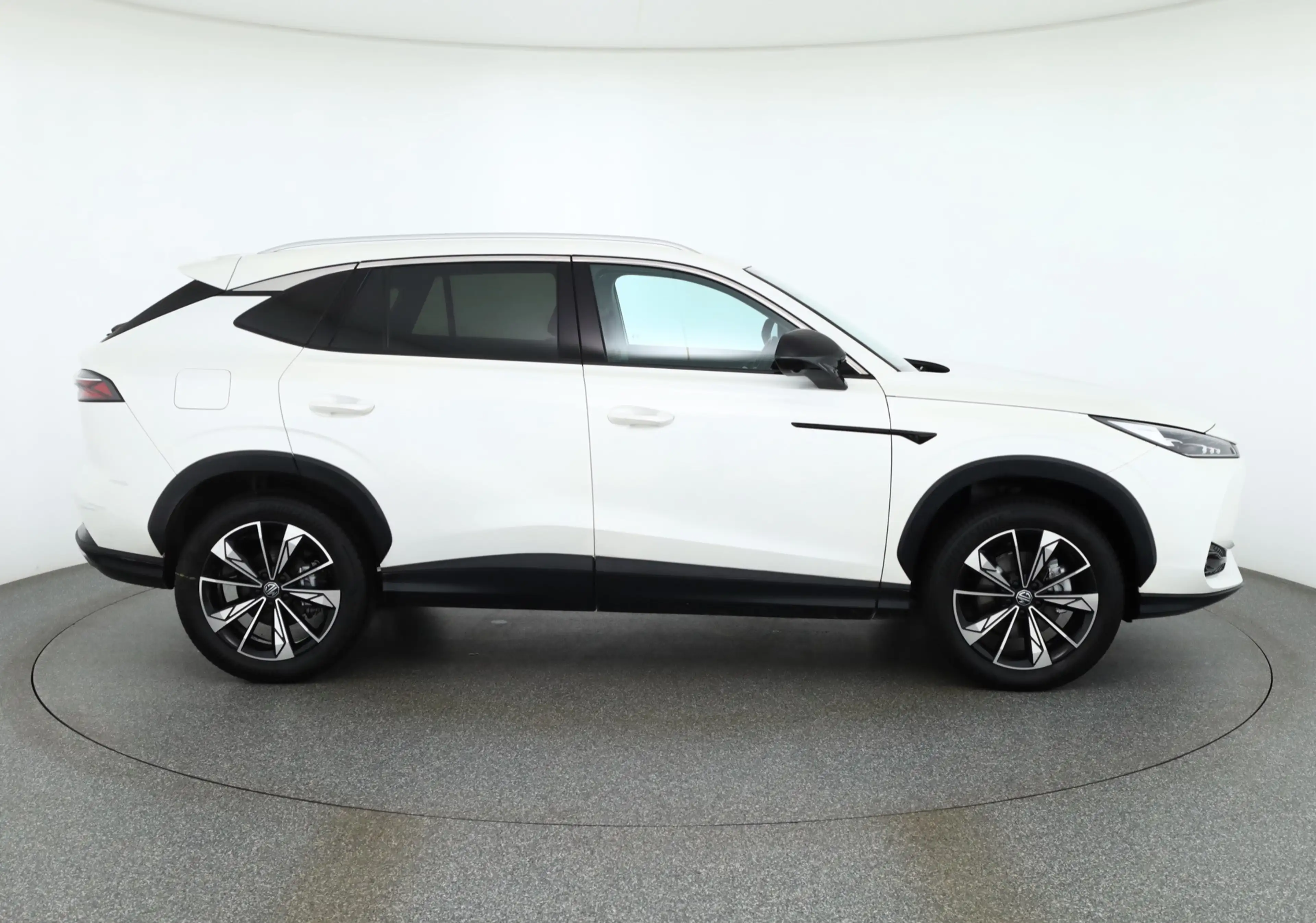 MG HS 1.5 T-GDI Comfort Aut. ACC Navi Kamera — photo 6