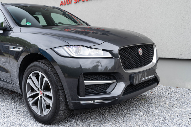 Jaguar F-Pace 2.0 Portfolio AWD 20d R-sport / Leder/ Virtual Coc — photo 17