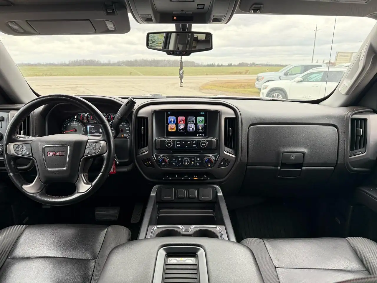 GMC Sierra 1500 снимка GMC Sierra 1500