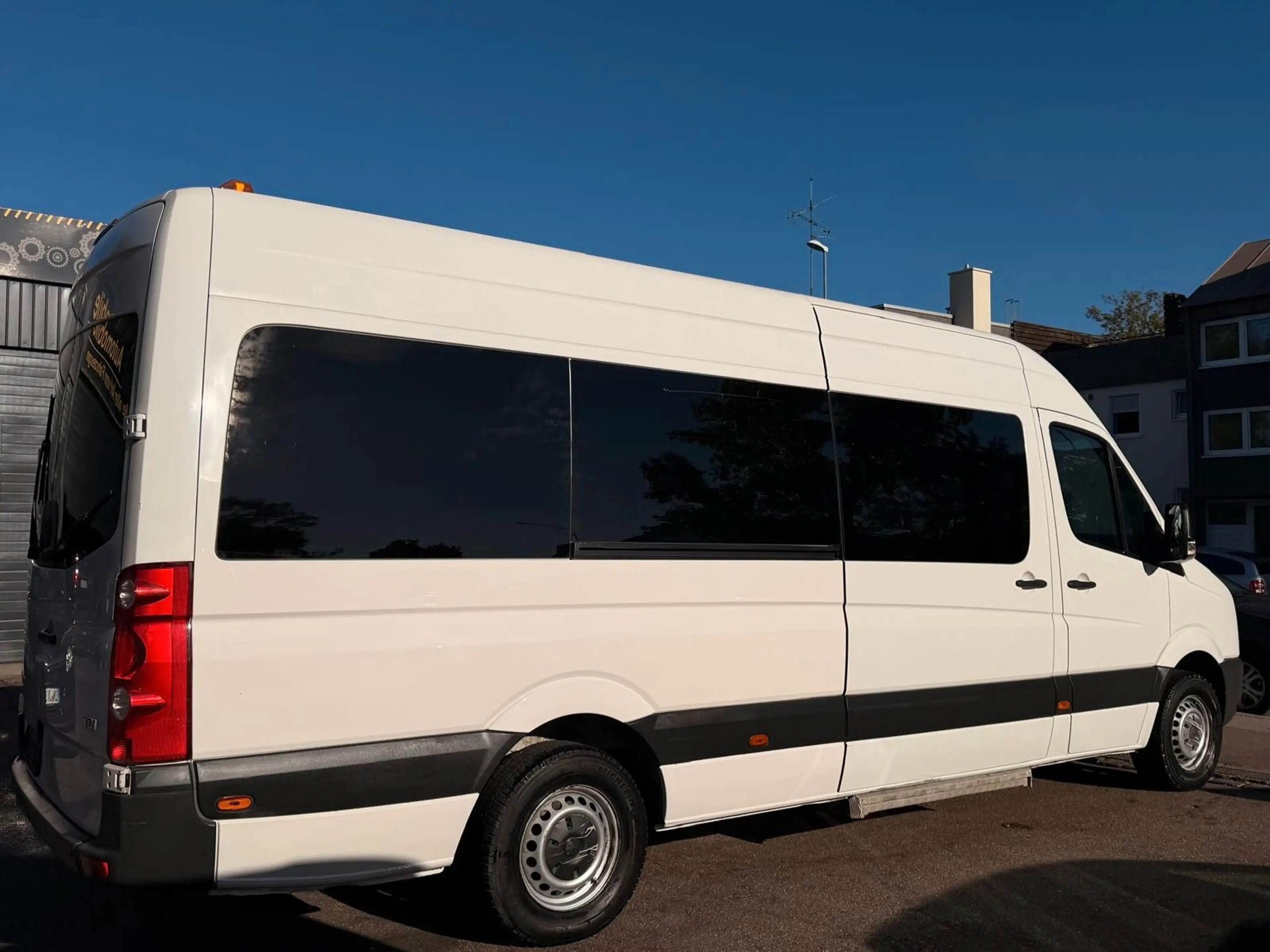 Volkswagen Crafter 6-sitzer 35 L3H2 lang rollstuhl klima — photo 7