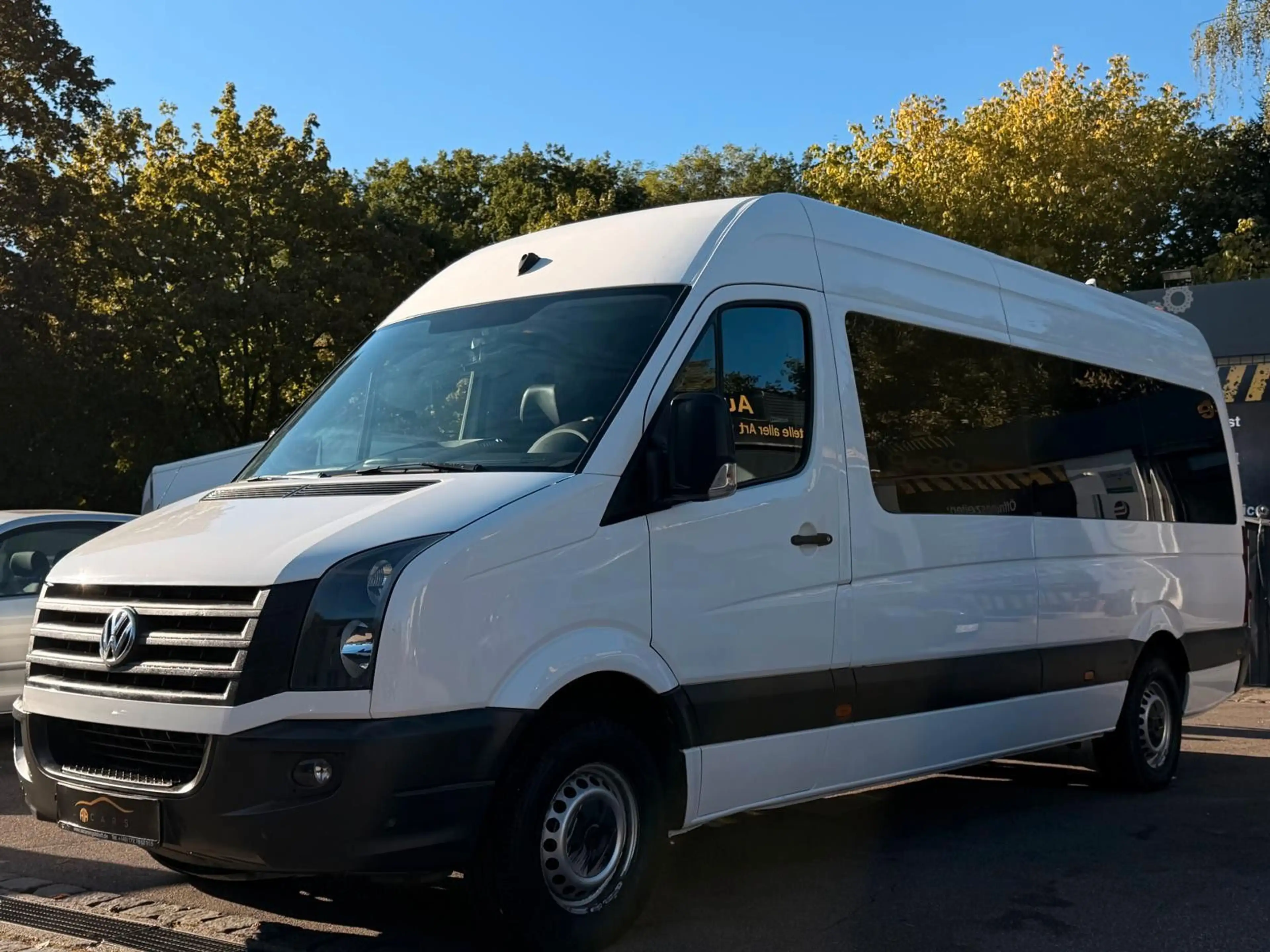 Volkswagen Crafter 6-sitzer 35 L3H2 lang rollstuhl klima — photo 2