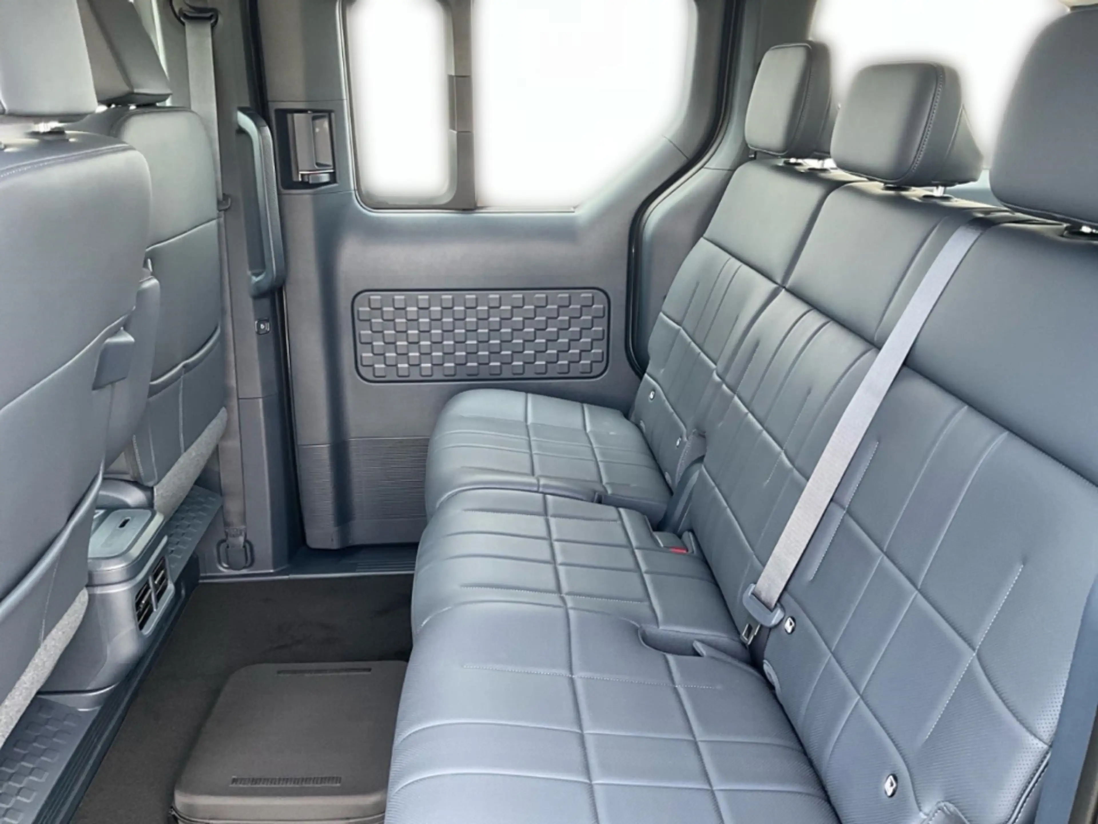Kia PV5 Passenger Passenger ELITE 71,2 kWh Power Smart Comfort WP Al — photo 10