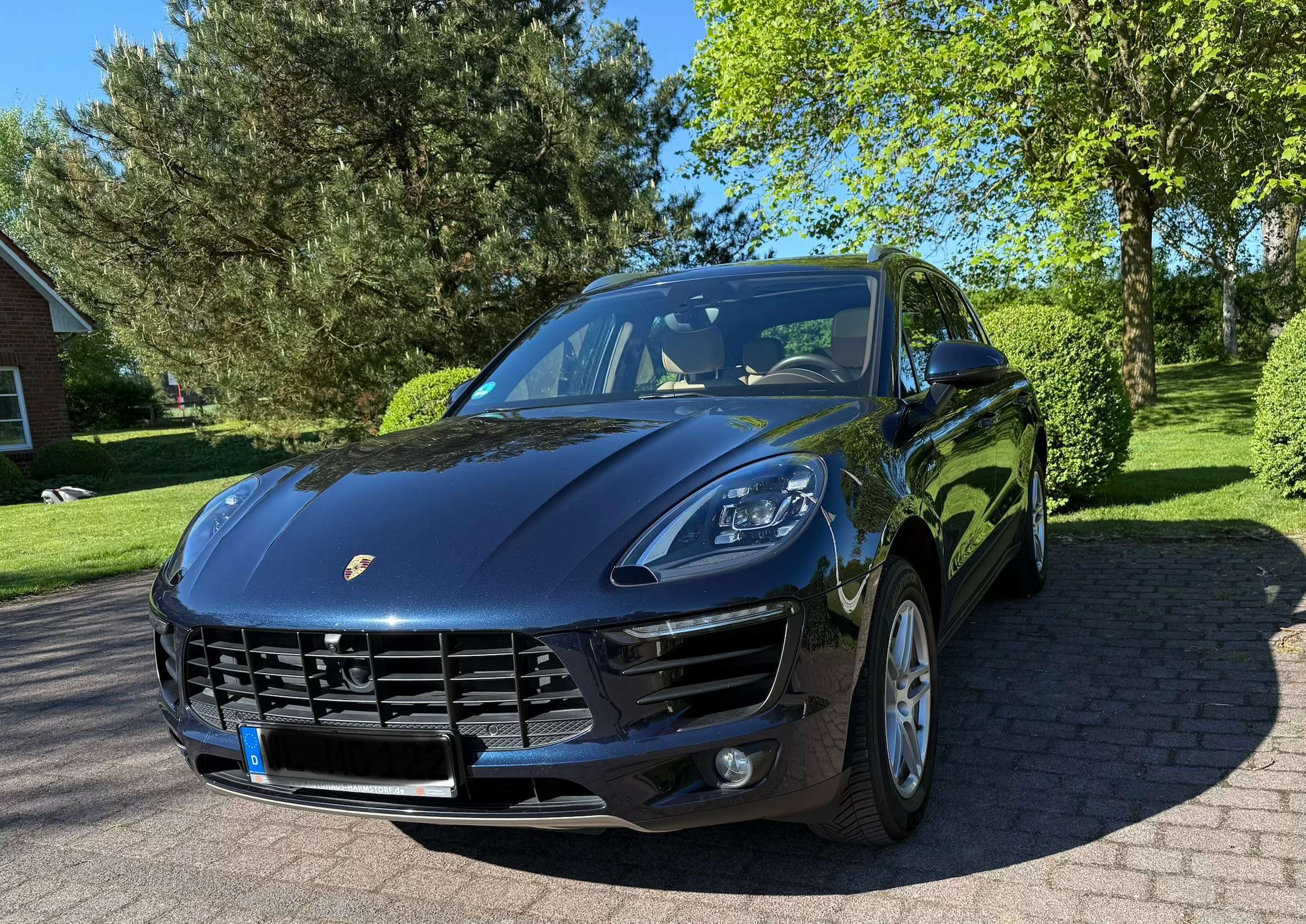 Second hand Porsche Macan 