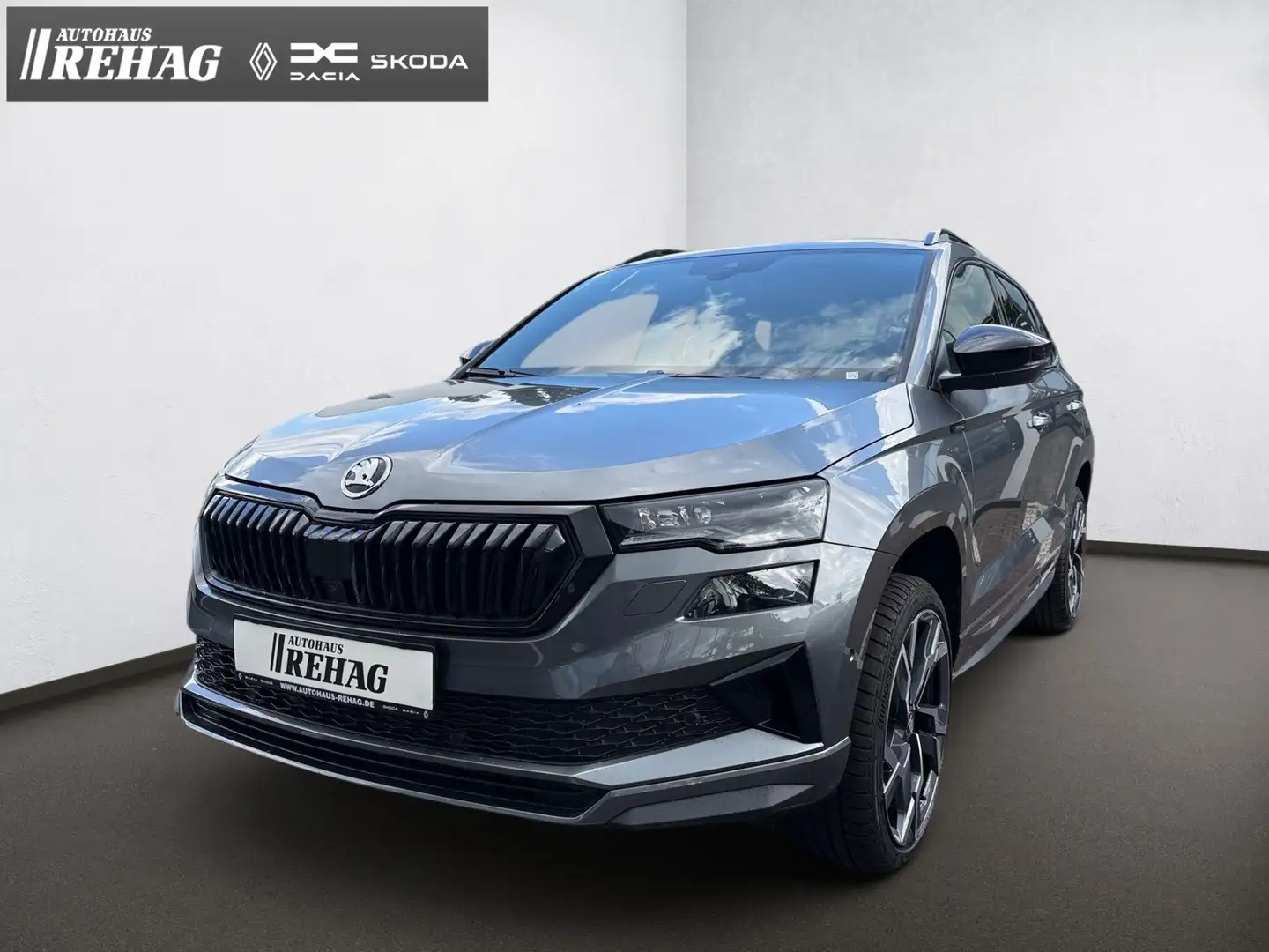Skoda Karoq Sportline 1,5 TSI DSG *AHK*CANTON*MATRIX*PARK ASSIST* Grau - 1