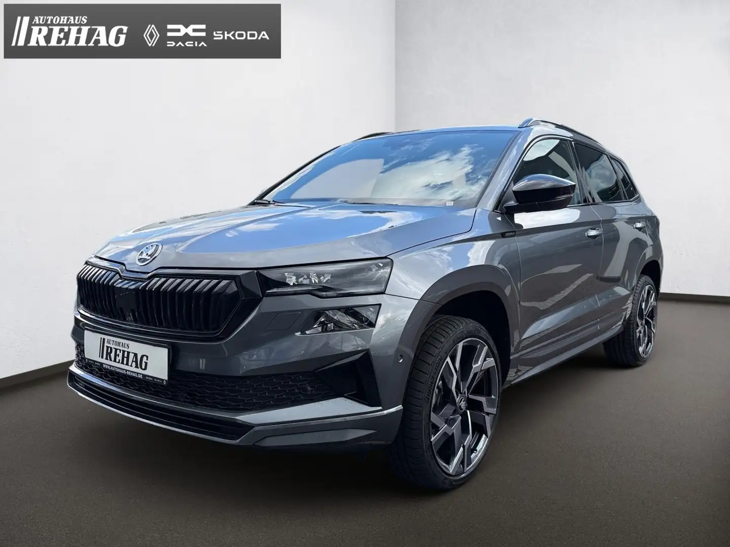 Skoda Karoq Sportline 1,5 TSI DSG *AHK*CANTON*MATRIX*PARK ASSIST* Grau - 2