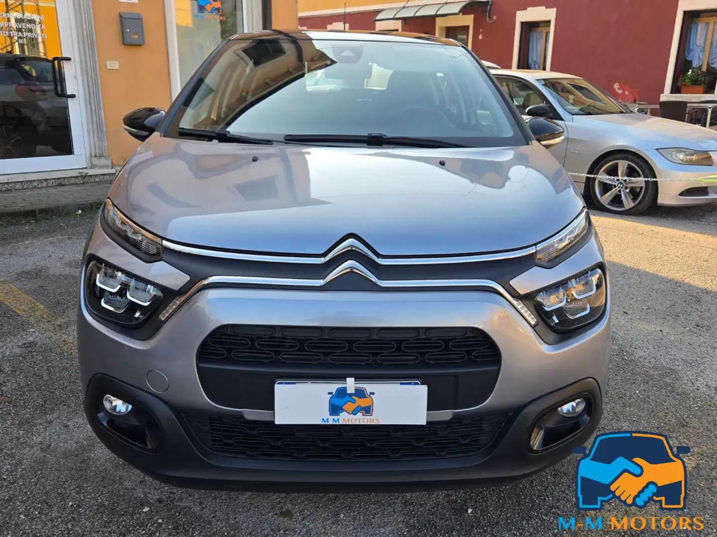 Citroen C3 PureTech 110 S&S Shine Pack Grijs - 2