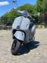 Vespa GTS Super Sport Vespa GTS Super Tech 125 Grijs - thumbnail 2