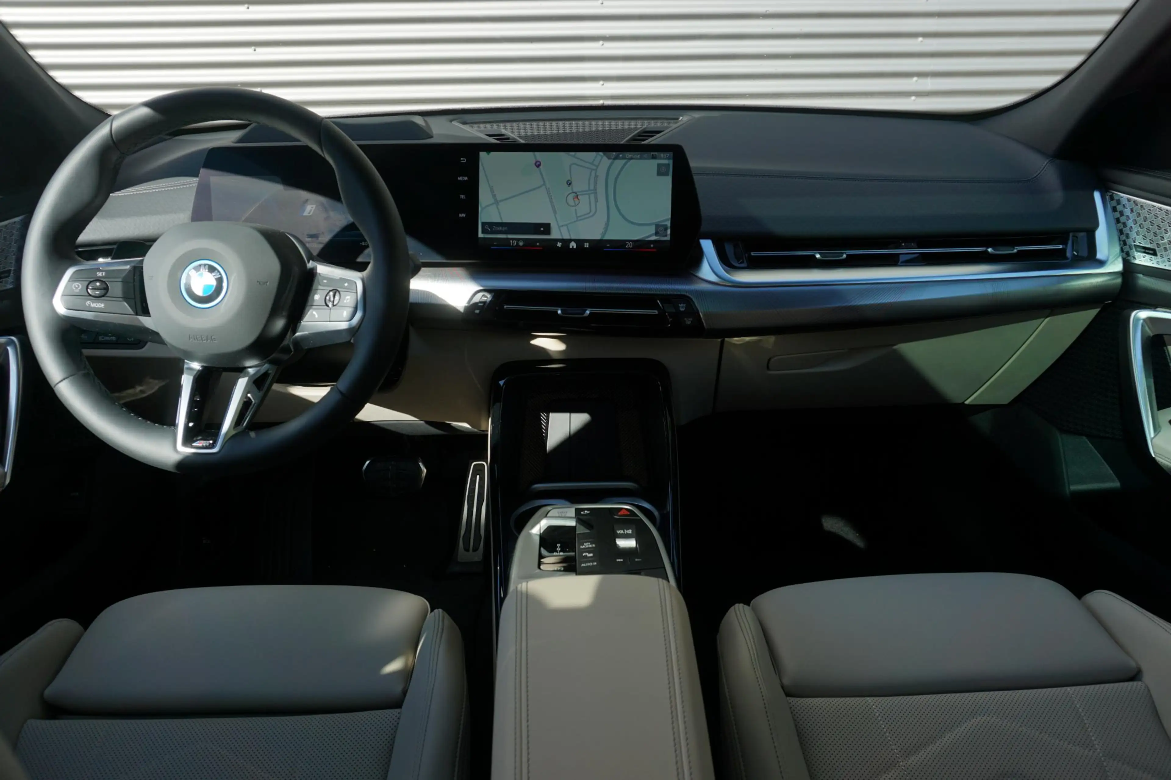 BMW iX2 xDrive30 M Sportpakket Pro | Innovation Pack | Com — photo 9