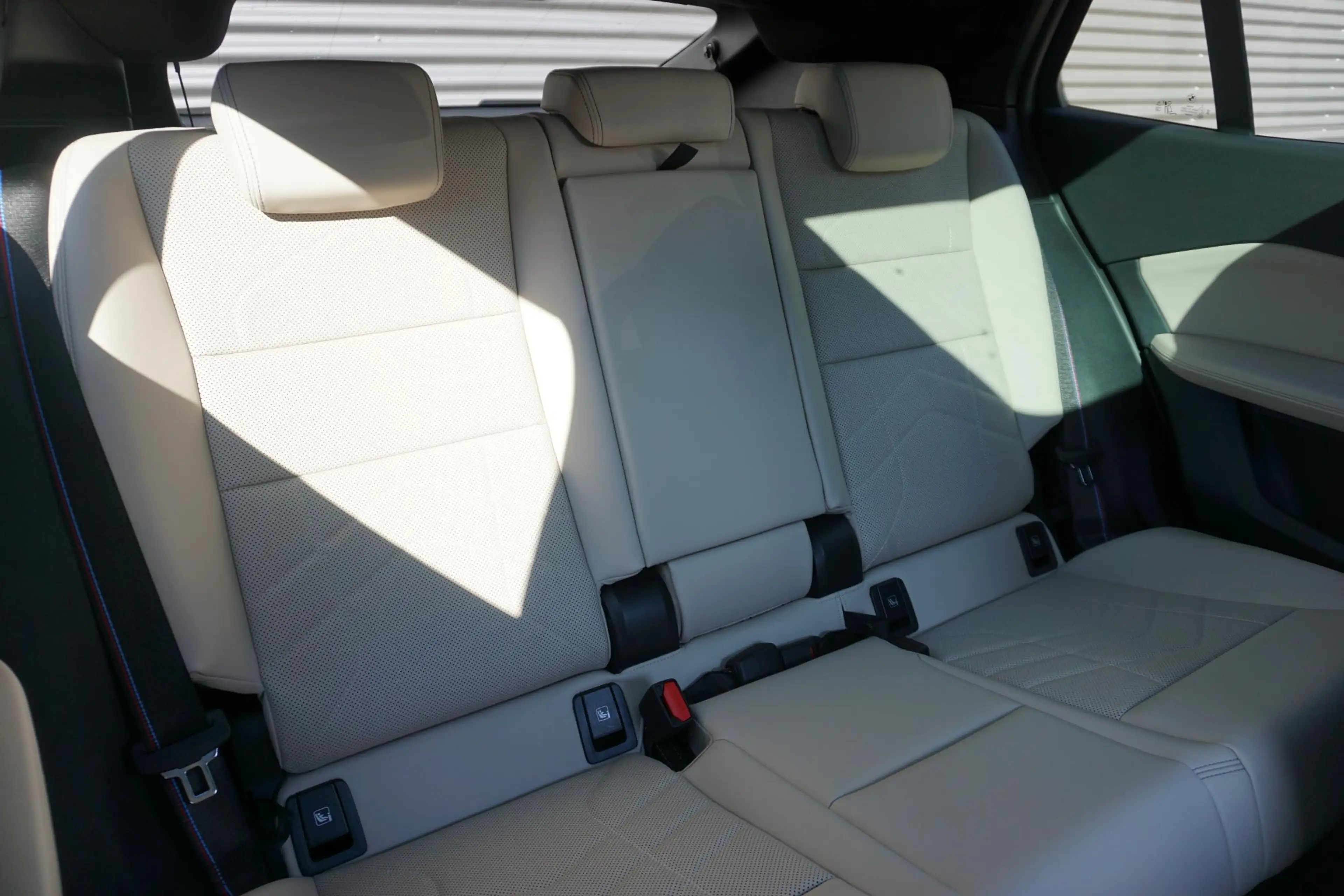 BMW iX2 xDrive30 M Sportpakket Pro | Innovation Pack | Com — photo 10