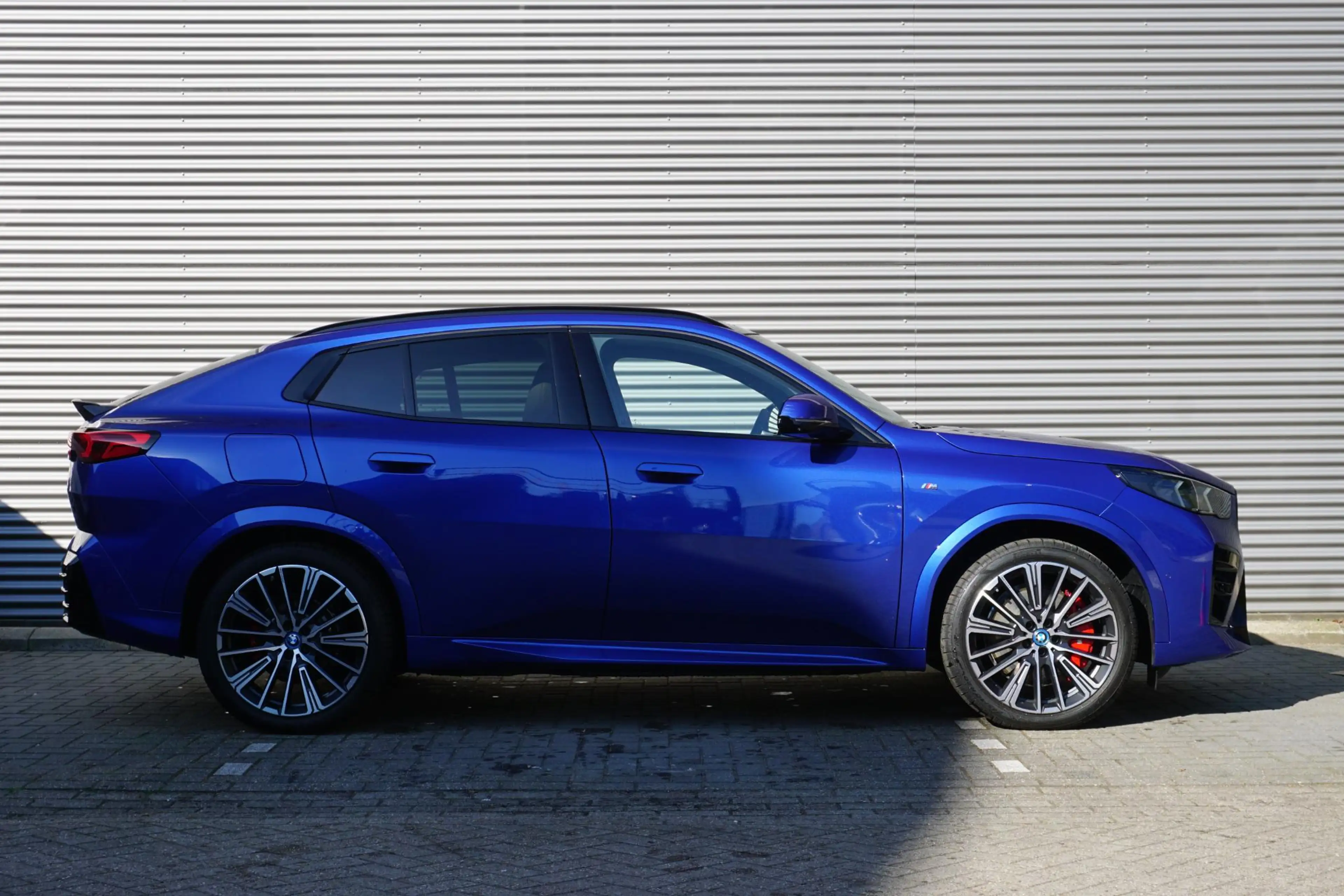 BMW iX2 xDrive30 M Sportpakket Pro | Innovation Pack | Com — photo 4