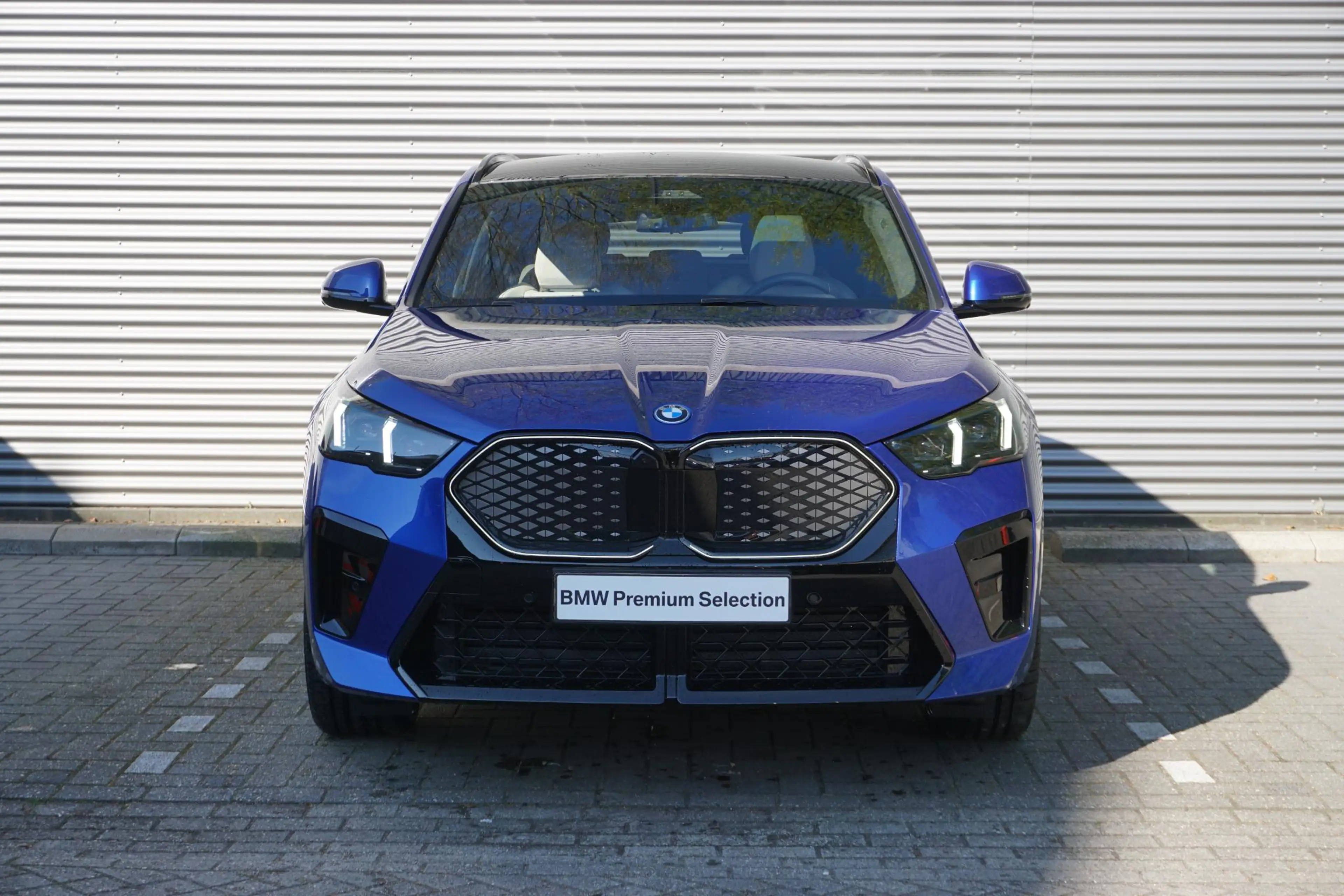 BMW iX2 xDrive30 M Sportpakket Pro | Innovation Pack | Com — photo 3