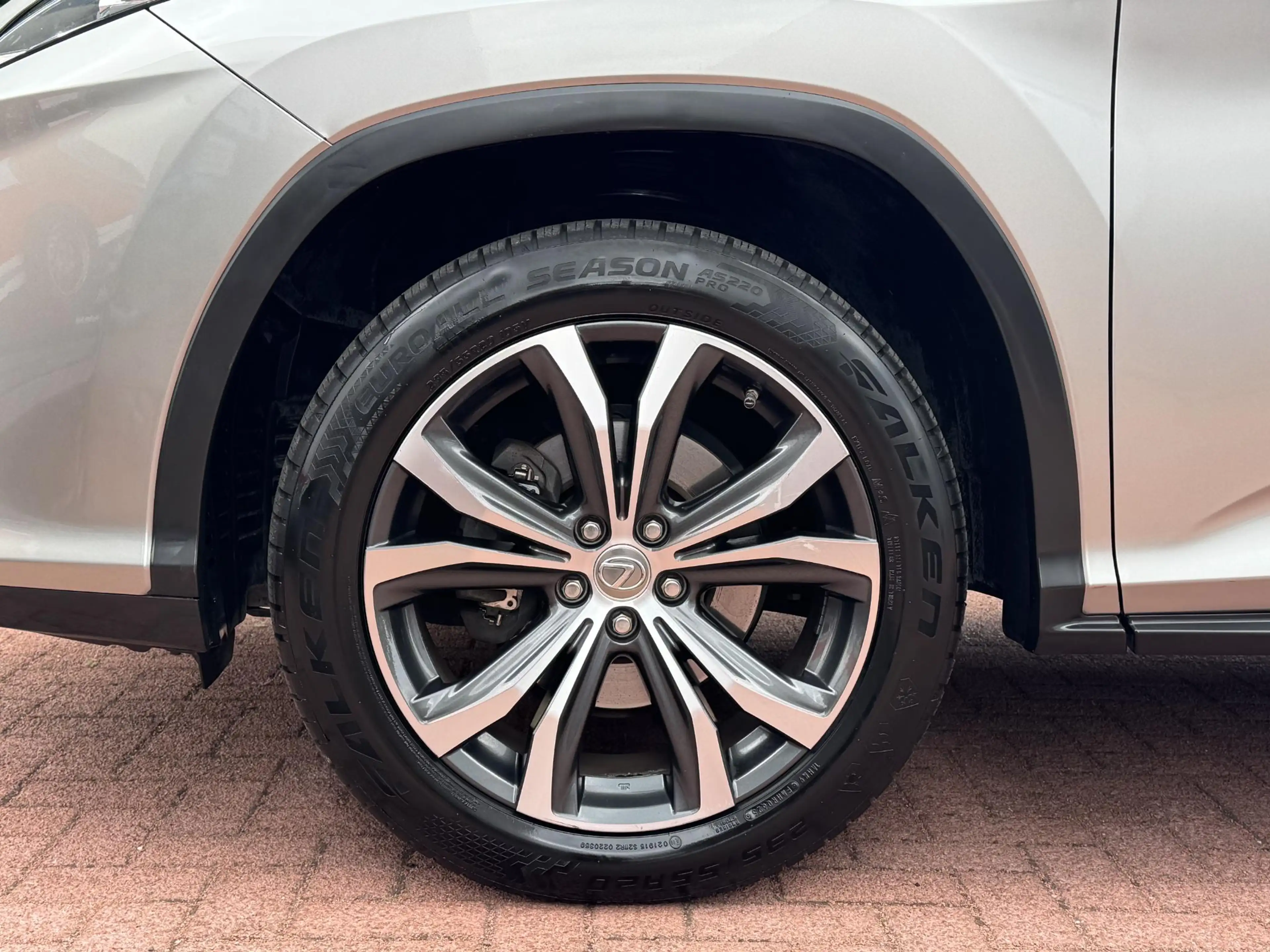Lexus RX 450h 4WD AppleCarplay Pano (Red Carpet tot 2-2027) — photo 13