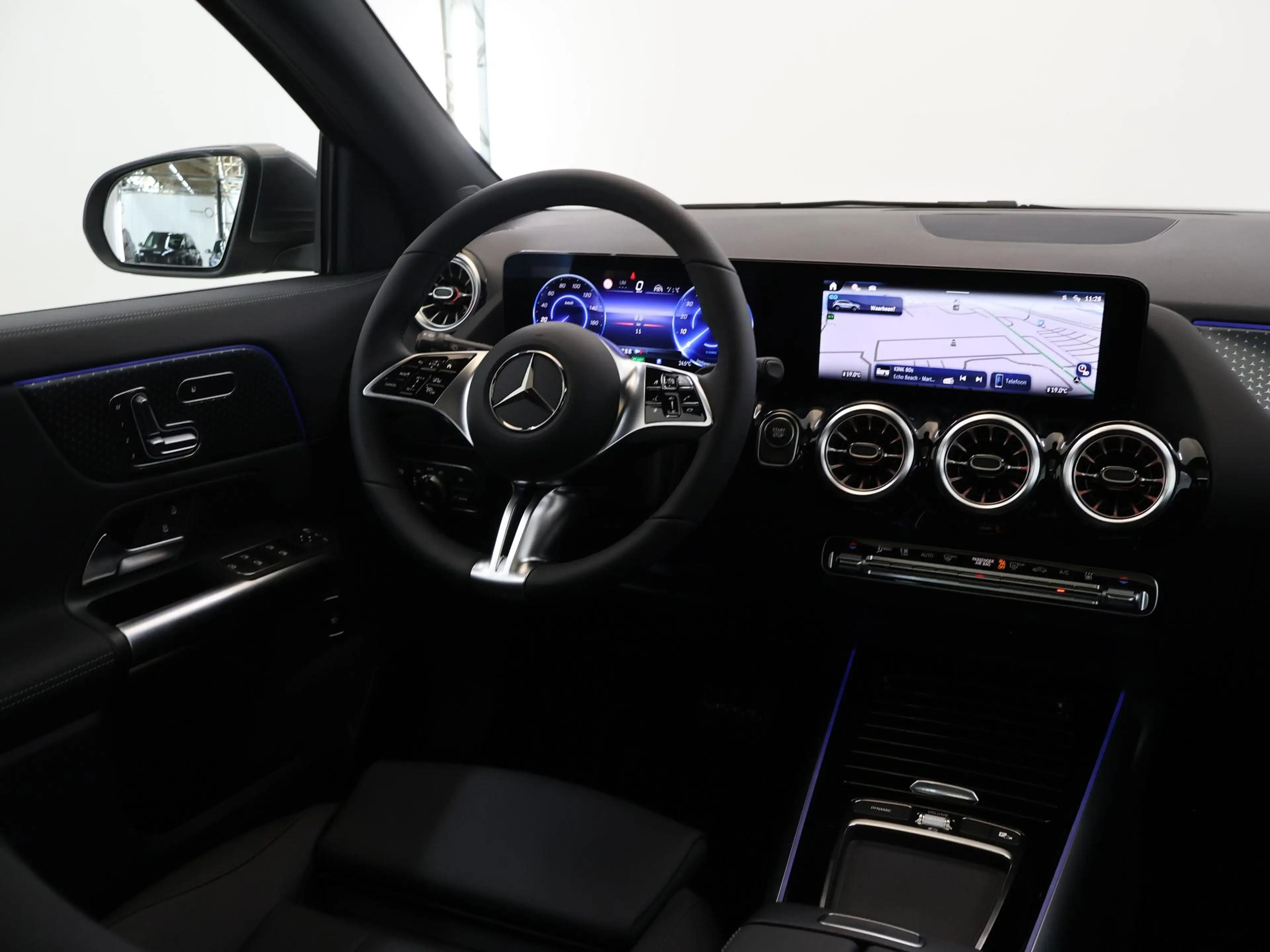 Mercedes-Benz EQA 250 250+ Business Solution Luxury 71 kWh | Panoramasch — photo 9