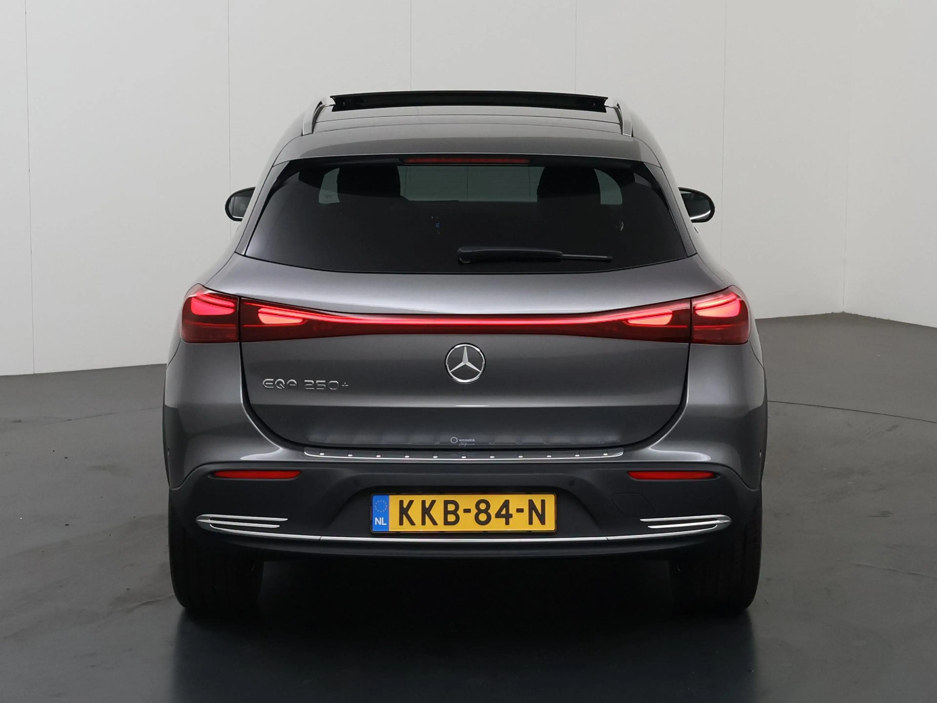 Mercedes-Benz EQA 250 250+ Business Solution Luxury 71 kWh | Panoramasch — photo 4
