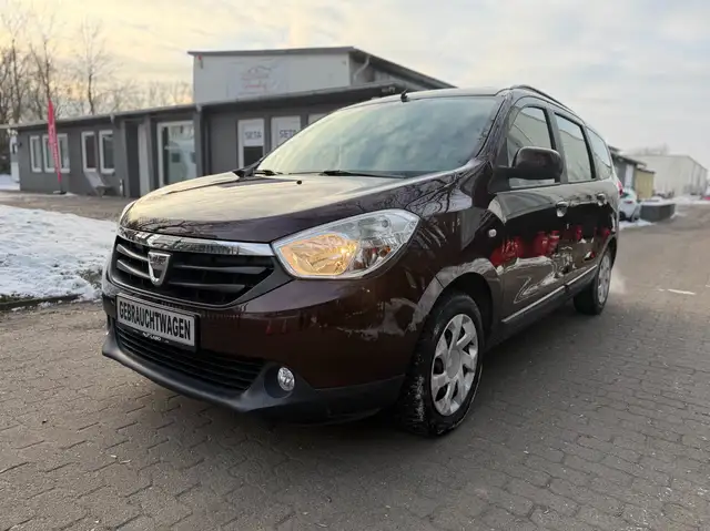 Dacia Lodgy Laureate/NAVI/SHZ/TEMPOMAT/BC/TÜV&SERVICE NEU