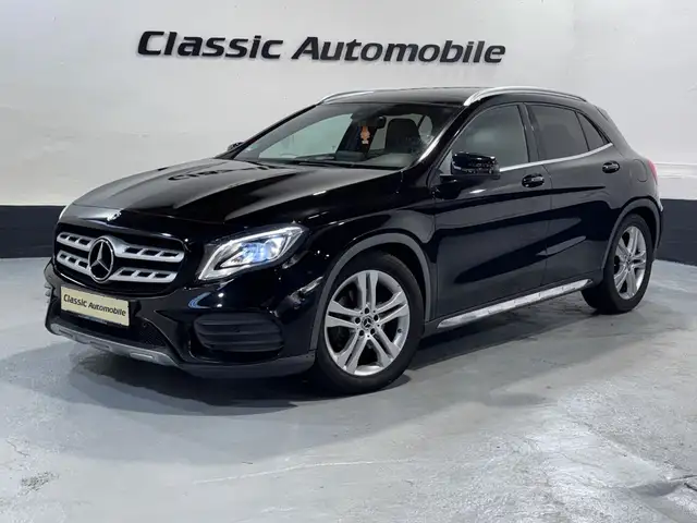 Mercedes-Benz GLA 250 4Matic AMG Line *Panorama*LED*