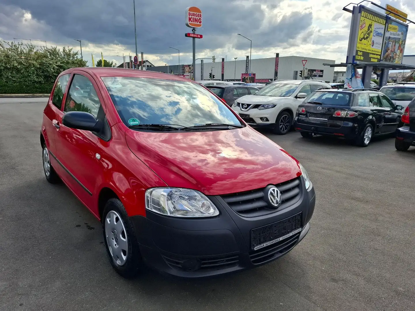 Volkswagen Fox Basis Rojo - 1