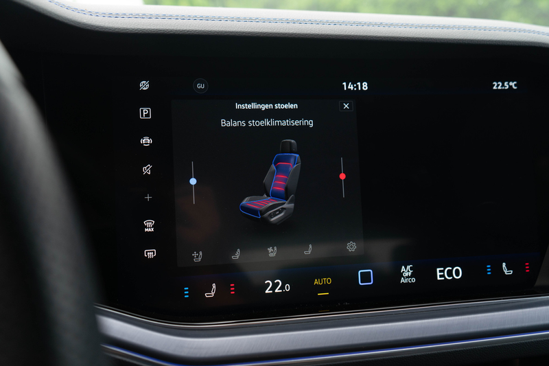 Volkswagen Touareg 3.0 TSI eHybrid 4MOTION R / Puglia/ Standkachel/ L — photo 6