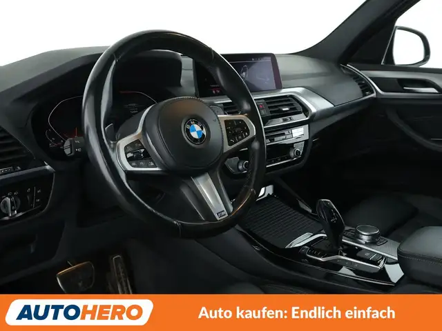 BMW X3 view 11