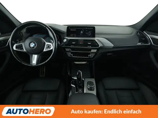 BMW X3 view 12