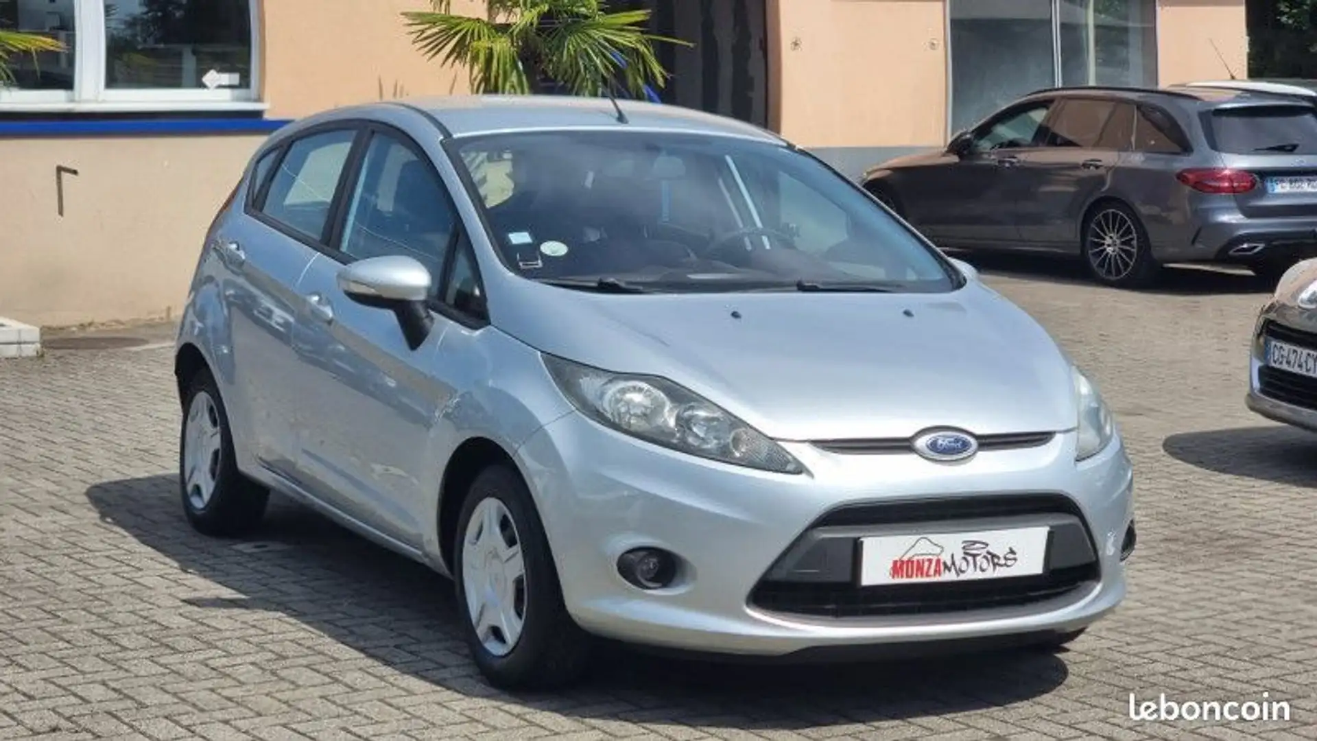Ford Fiesta 1.4 TDCI 68CH AMBIENTE 5P Gris - 2