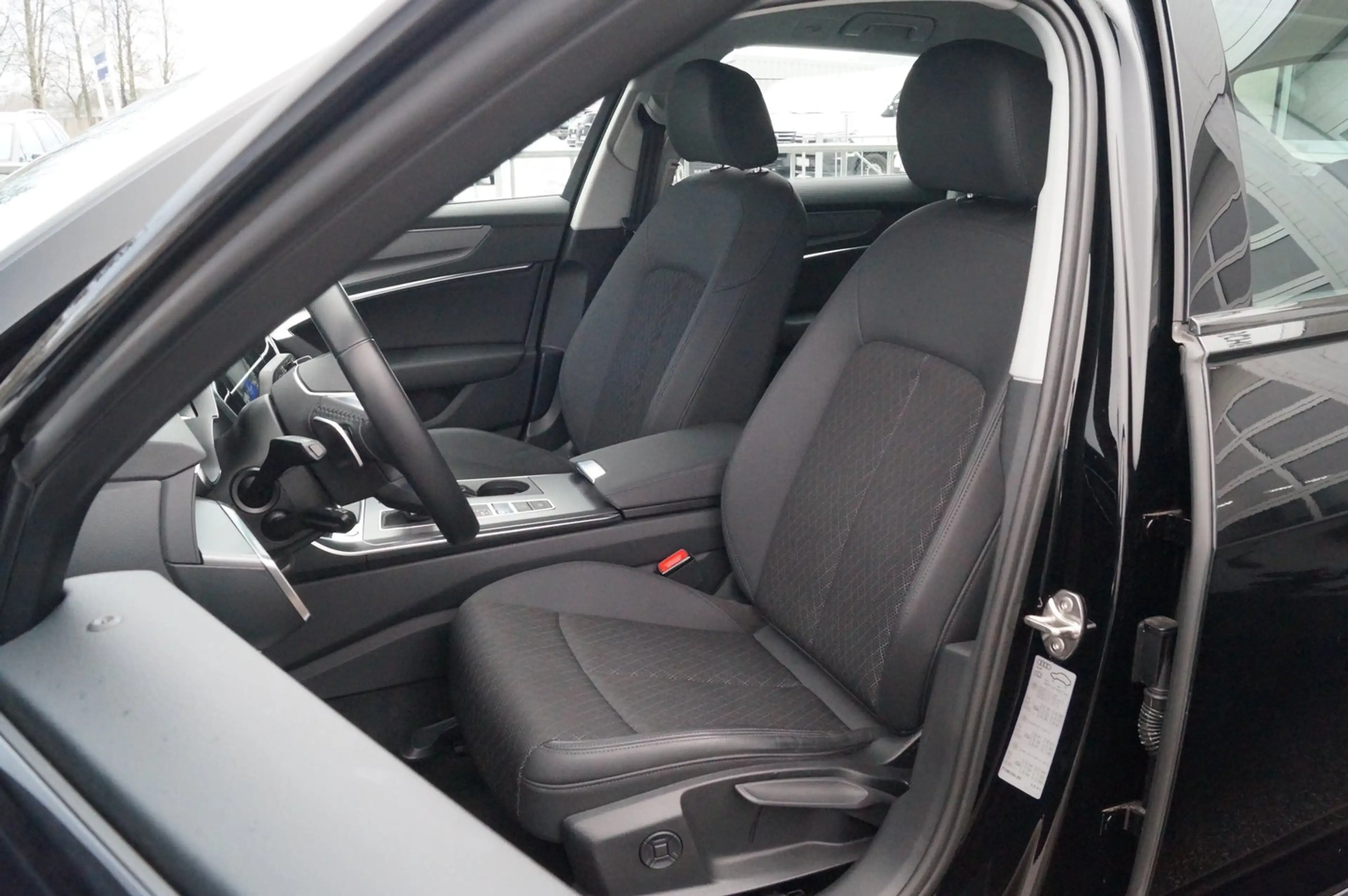 Audi A6 allroad quattro 45 TDI — photo 7