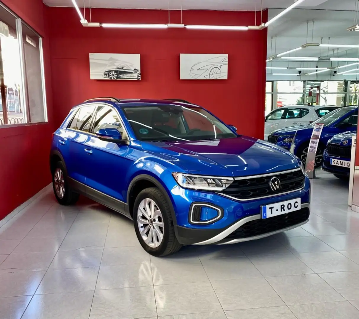 Volkswagen T-Roc 1.5 TSI Life DSG7 110KW Azul - 2