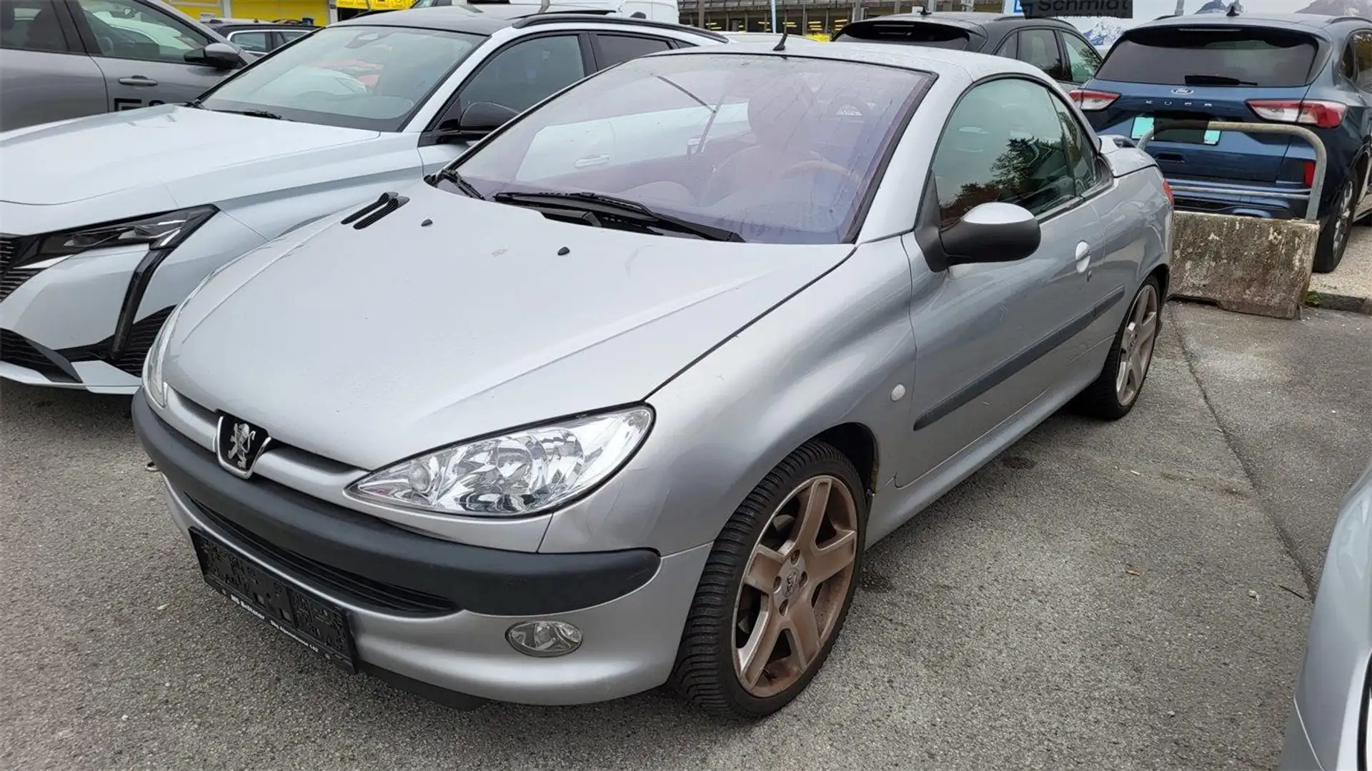 Peugeot 206 CC 1,6 16V Silber - 1