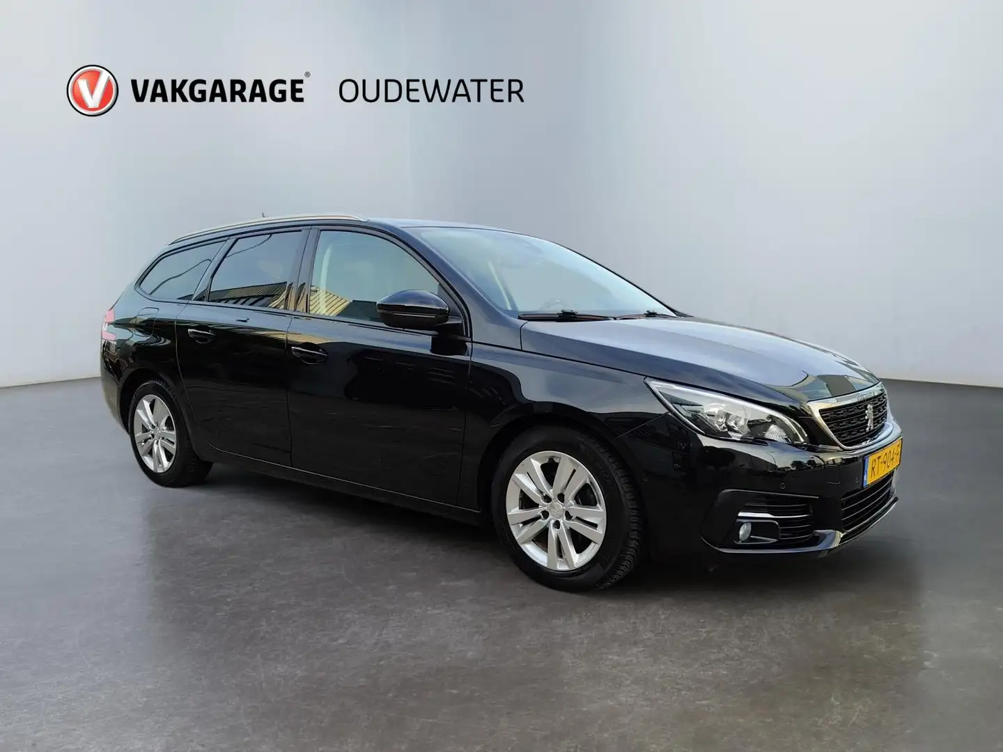Peugeot 308 SW 1.2 PureTech Blue Lease Executive Zwart - 2