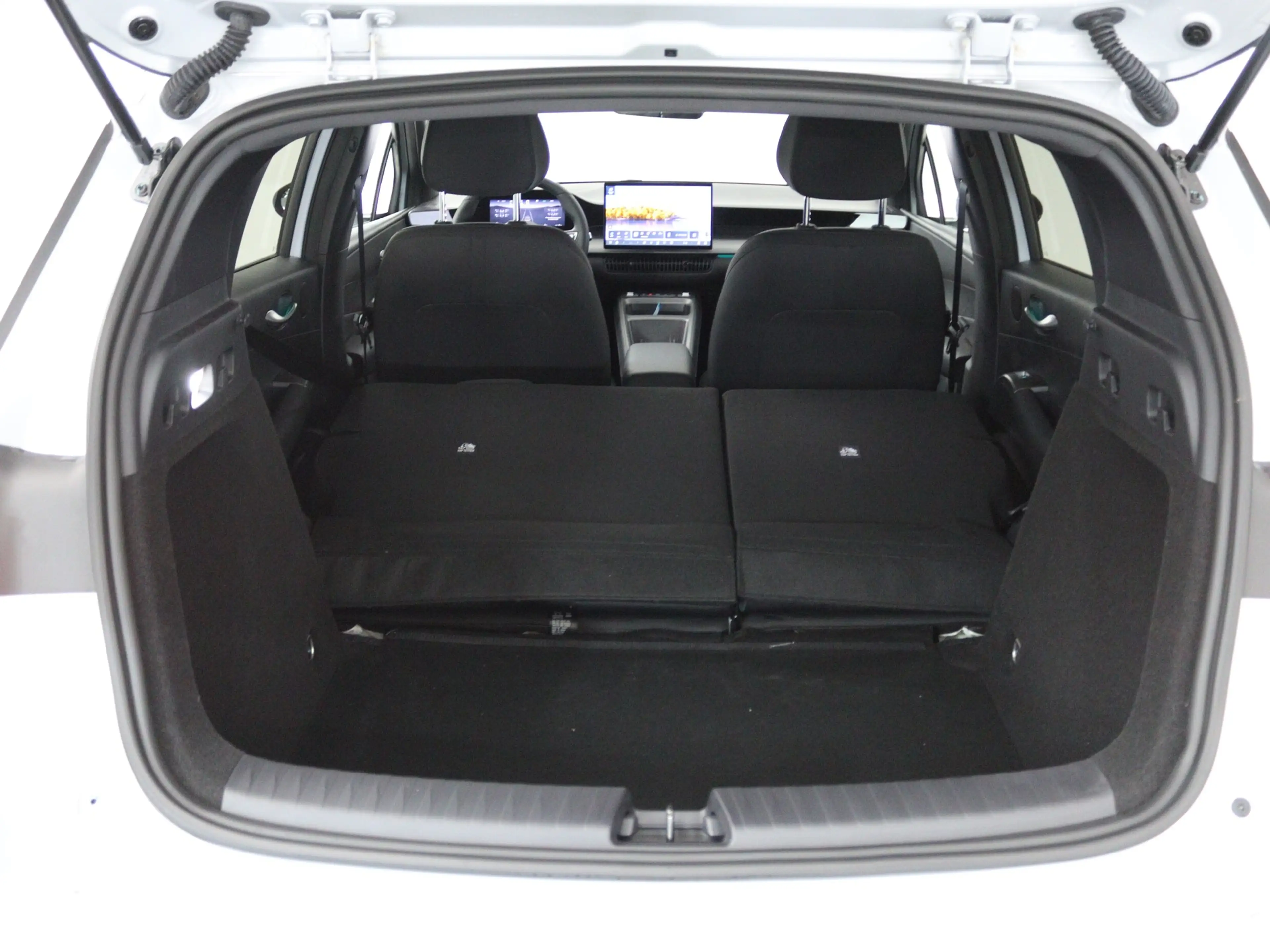 BYD Dolphin G 1.5 DM-i Boost | 100% Nieuw & Origineel Nederlands — photo 9