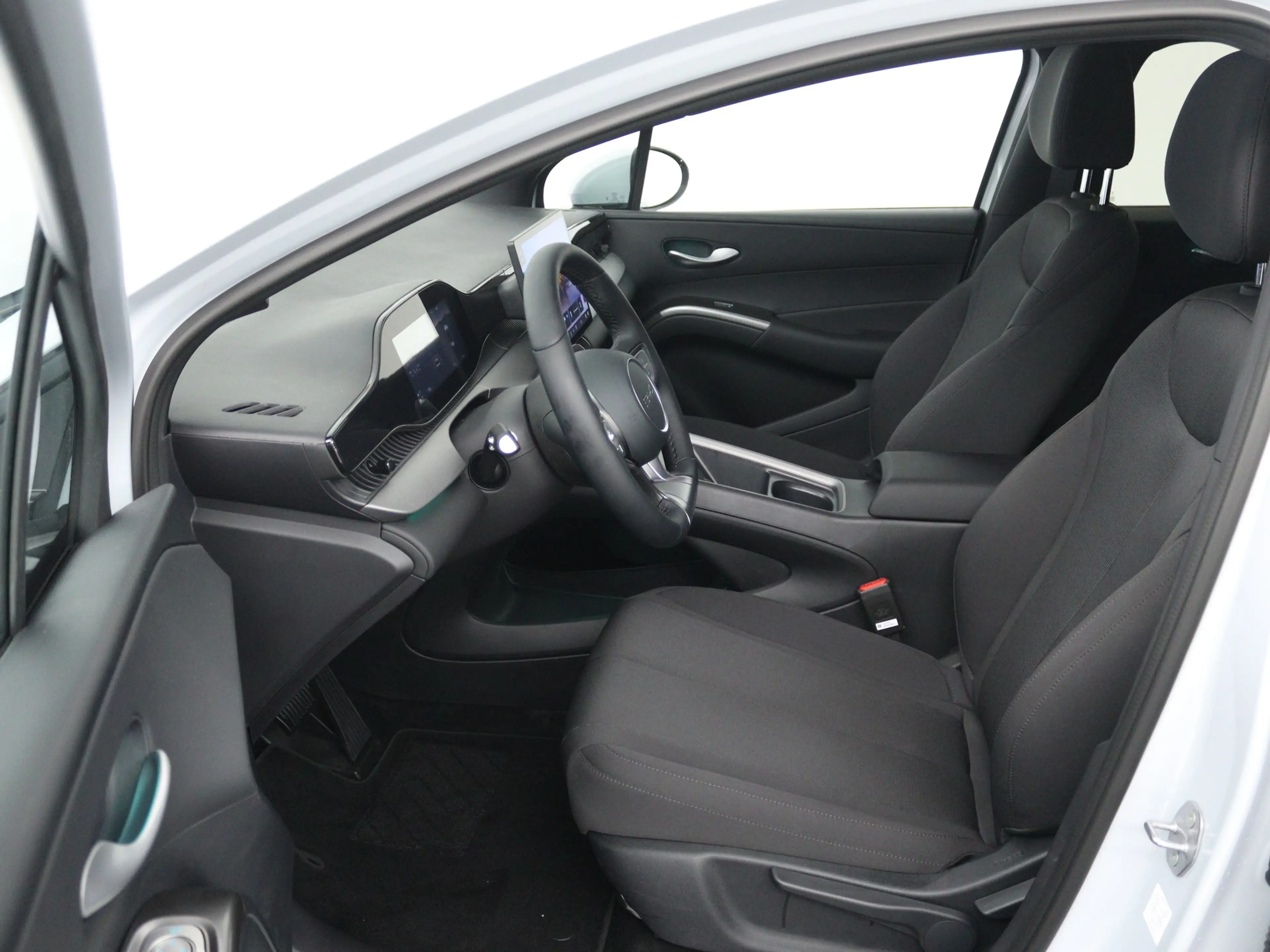 BYD Dolphin G 1.5 DM-i Boost | 100% Nieuw & Origineel Nederlands — photo 4