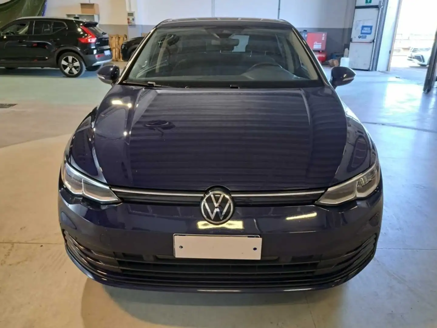 Volkswagen Golf VIII 2.0 TDI SCR 85kW Life 5 PORTE - 2