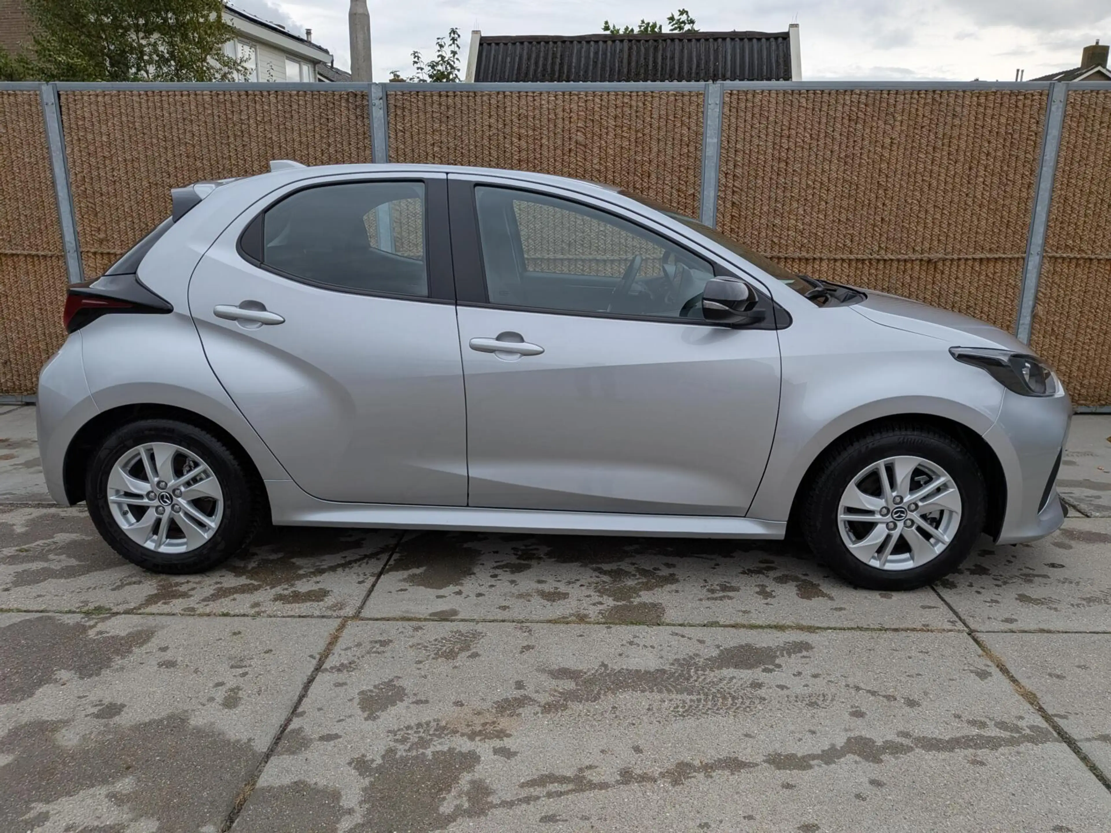 Mazda 2 Hybrid 1.5 Centre-line — photo 4