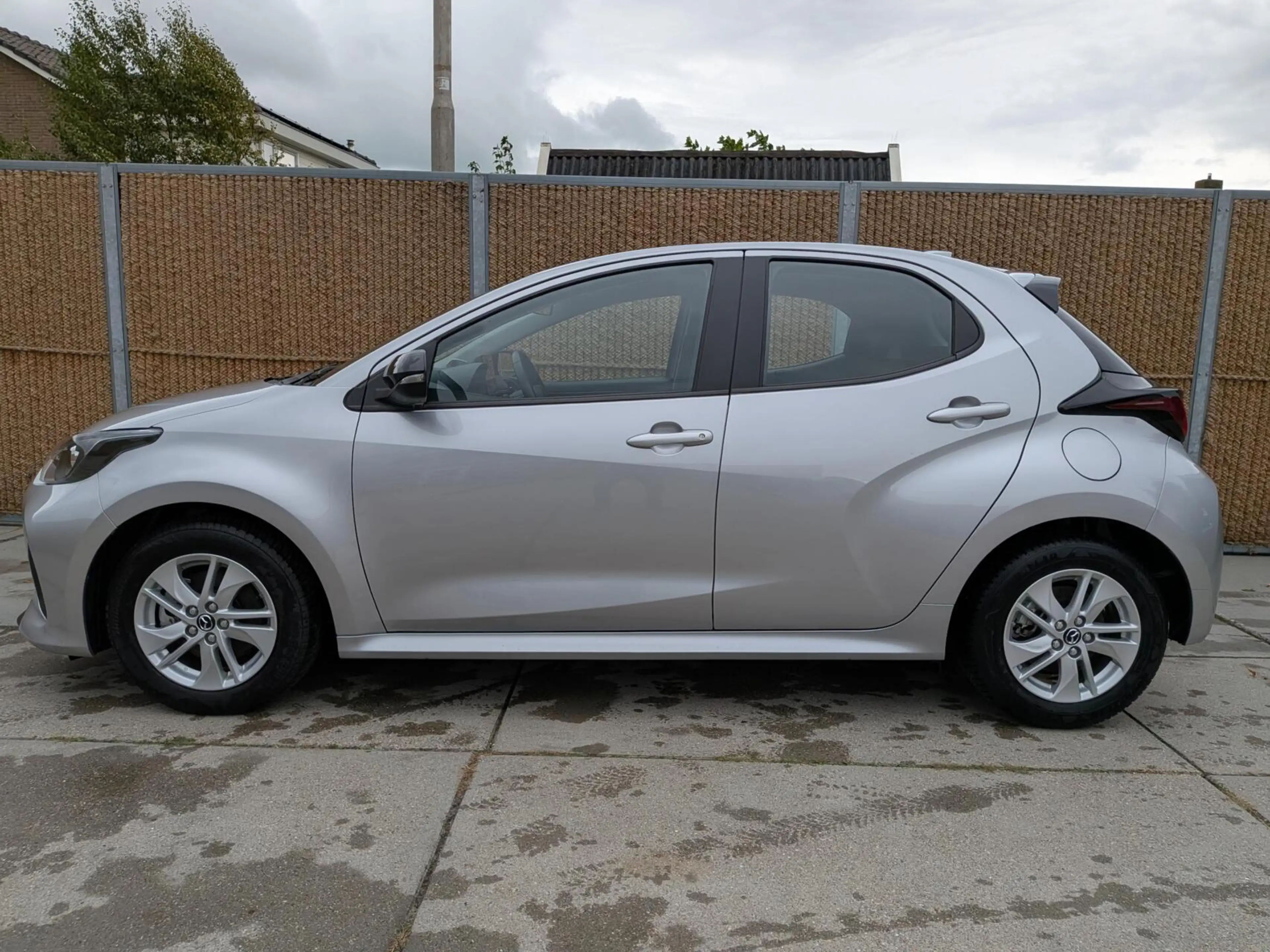 Mazda 2 Hybrid 1.5 Centre-line — photo 8