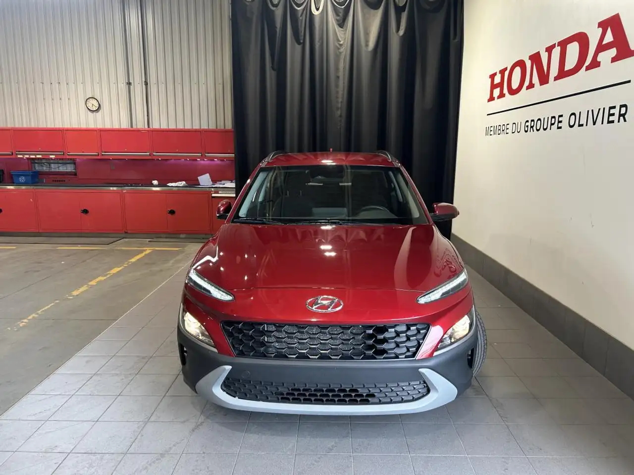 Hyundai KONA снимка Hyundai KONA