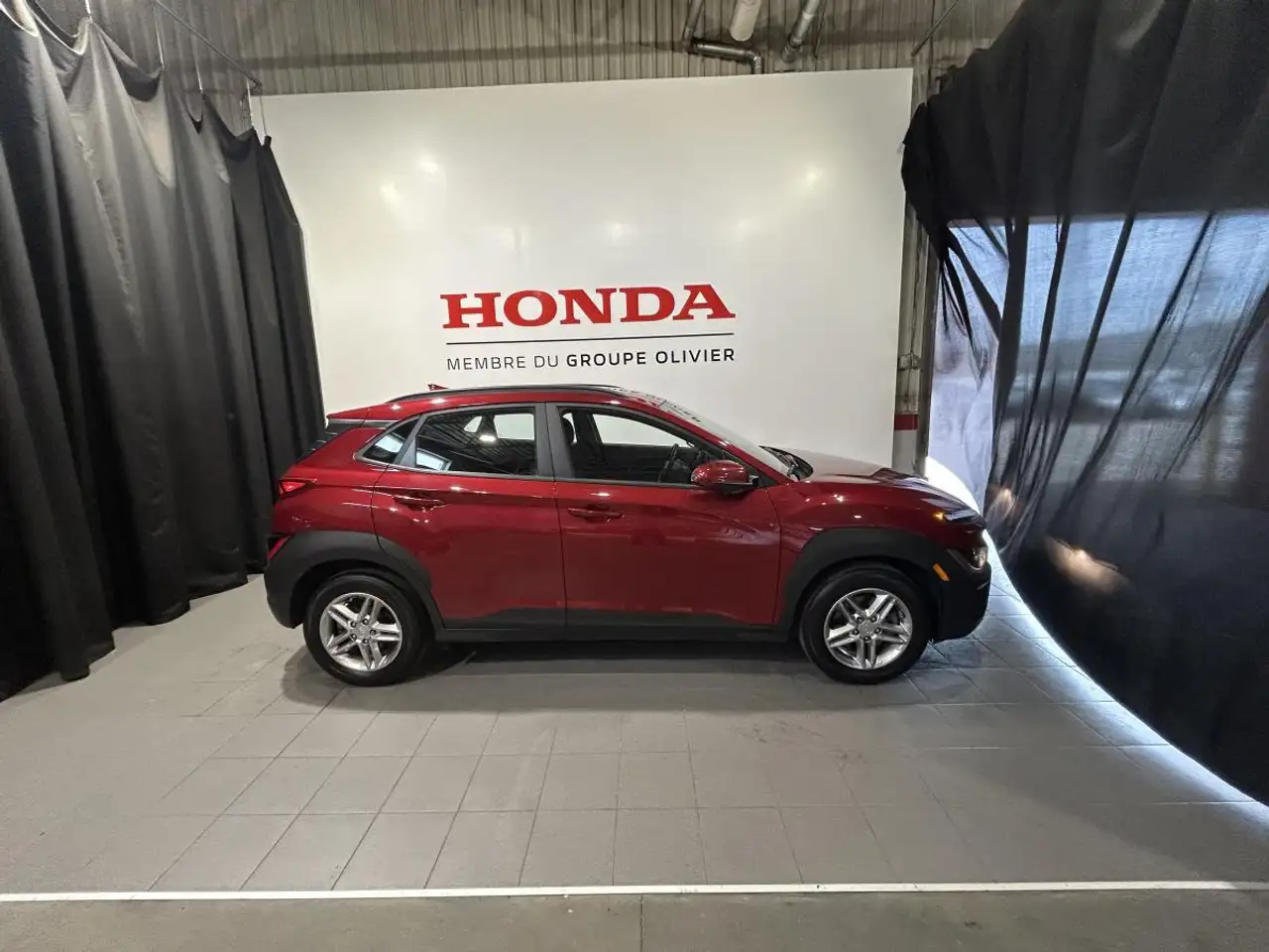 Hyundai KONA снимка Hyundai KONA