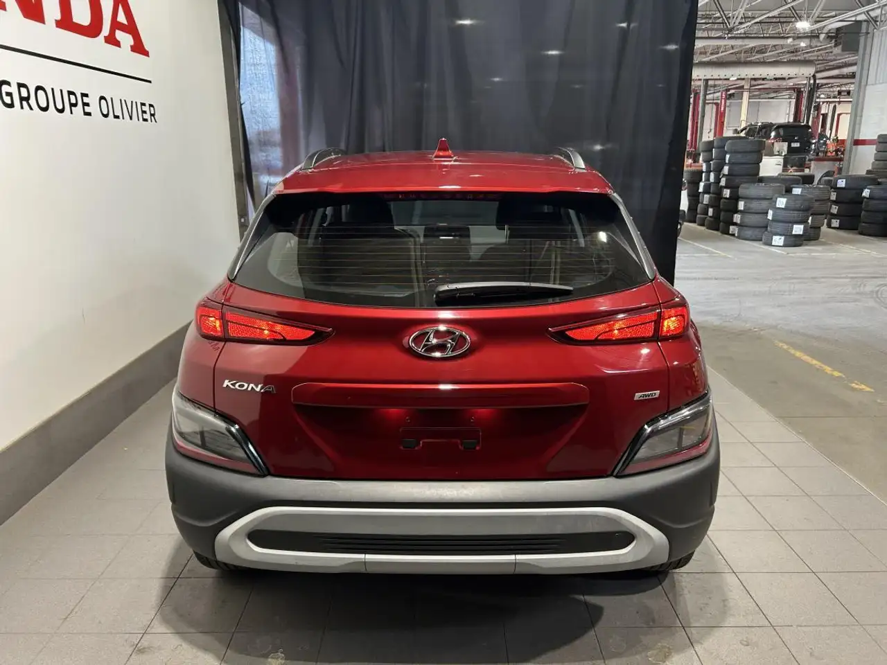 Hyundai KONA снимка Hyundai KONA