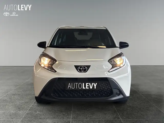 Toyota Aygo X view 9