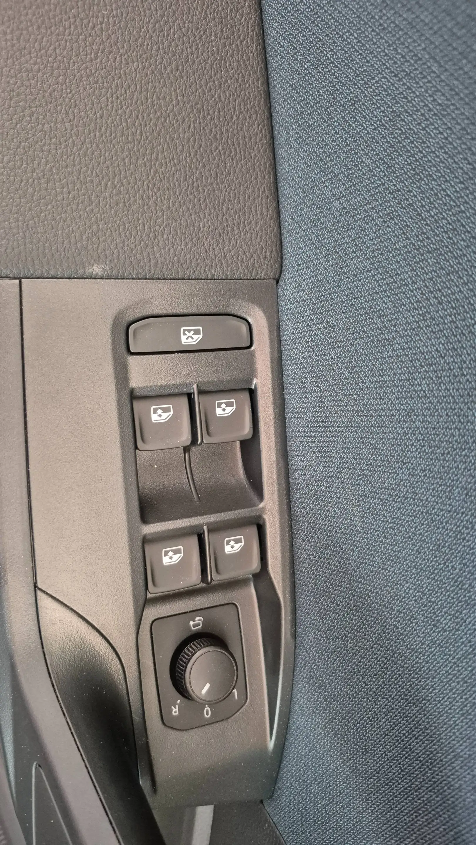 SEAT Ibiza 1.0 TSI 70 kW Style — photo 13