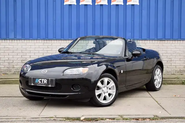 Mazda MX-5 1.8 Roadster Coupe Exclusive