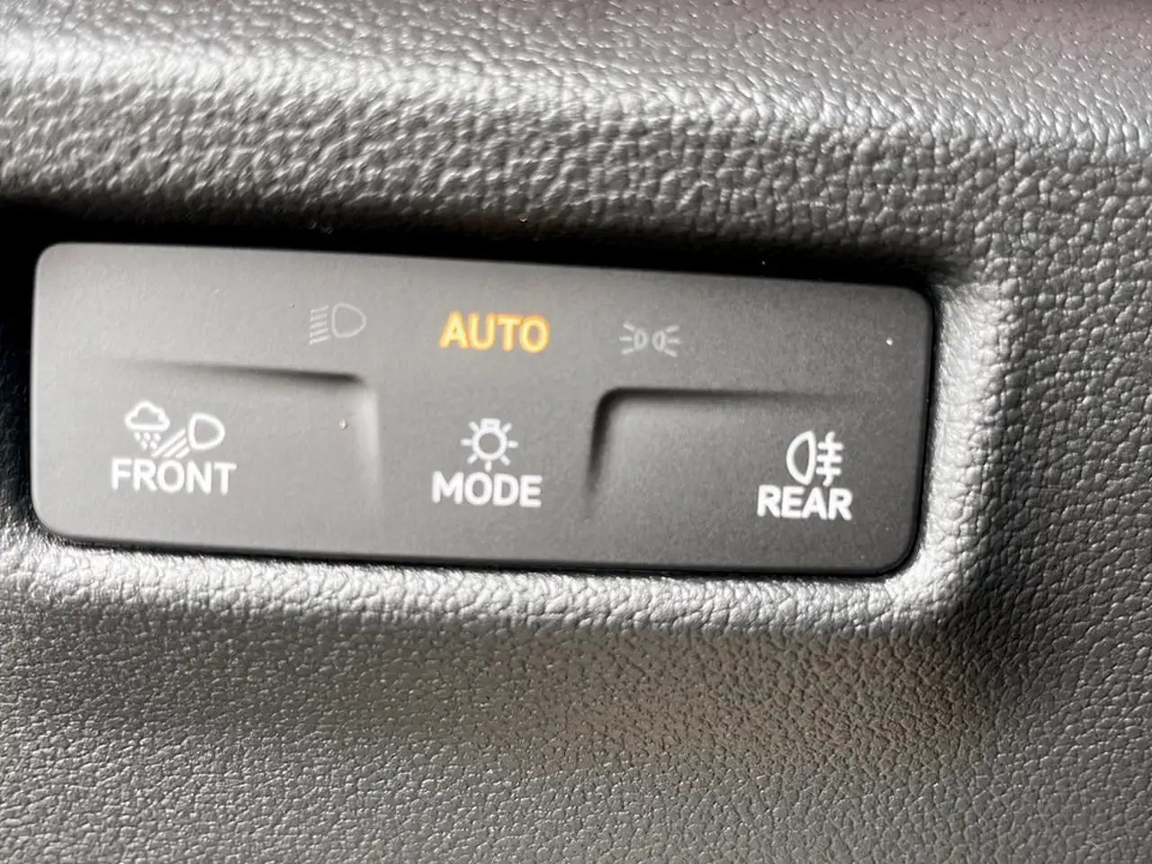 Volkswagen Tiguan Friends eTSI DSG, миниатюра 24