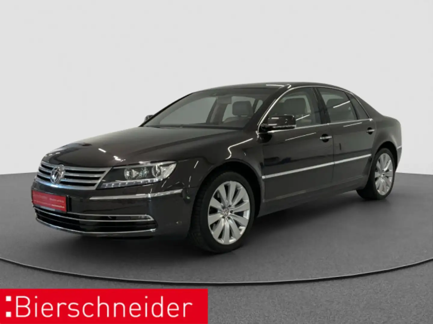 Volkswagen Phaeton V8 19 AHK PANO STAND Hnědá - 1